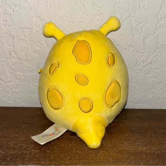 Squishmallows Zarina The Yellow Banana Slug Soft Plush Stuffed Animal - Picture 2 of 6
